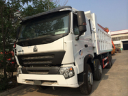 Xe tải tự đổ hạng nặng SINOTRUK HOWO A7 8X4 màu trắng để khai thác ZZ3317N3867N1