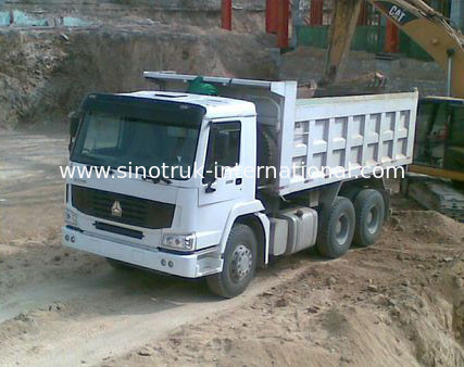 SINOTRUK HOWO Xe Xúc Đặt Xe Tái Chế 6X4 336HP LHD 25-40tons 10-25CBM ZZ3257N3447A1