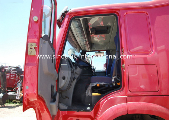 Máy kéo SINOTRUK HOWO LHD 4X2 Euro2 290HP ZZ4187M3511V