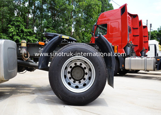Máy kéo SINOTRUK HOWO LHD 4X2 Euro2 420HP ZZ4187V3511V