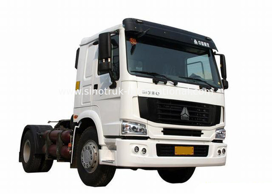 Máy kéo SINOTRUK HOWO LHD 4X2 Euro2 420HP ZZ4187V3511V