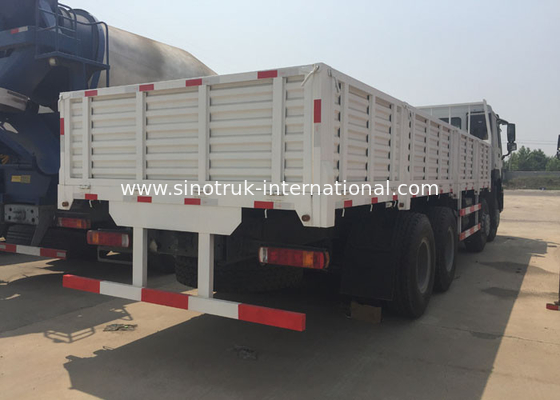 8X4 RHD Cargo Truck 30 - 60 Tons Euro 2 336HP High Security For Logistic Industry