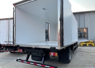Xe tải đông lạnh SINOTRUK HOWO 4×2 5-10 tấn 140HP RHD