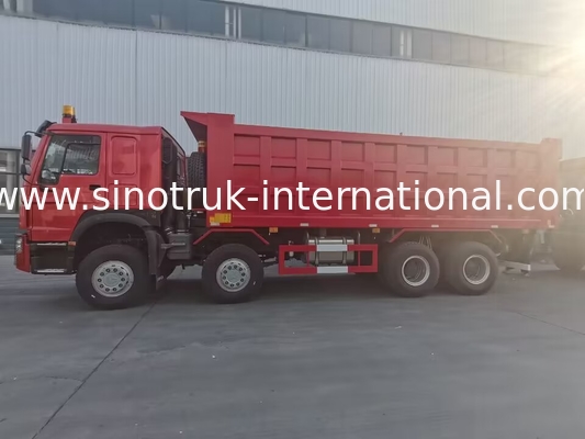 Xe tải tự đổ SINOTRUK HOWO 8X4 màu đỏ 400 mã lực 12 bánh