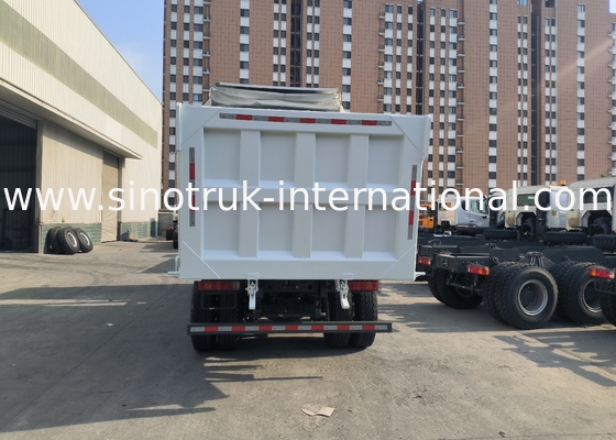 Sinotruk Howo Tipper Dump Truck 380hp 6 × 4 20CBM Trắng Với Bạt tự động