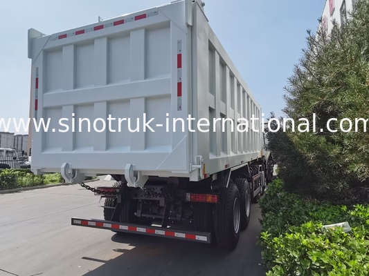 Xe tải tự đổ 12 bánh Sinotruk HOWO 8X4 400hp để khai thác