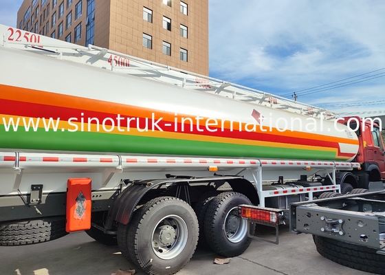 SINOTRUK HOWO Đỏ 380HP 8 × 4 12 bánh xe chứa dầu công suất cao