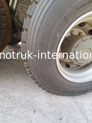 Sinotruk HOHAN New HOWO 8X4 Dump Truck 380hp 12 bánh Đen H77L ZZ3317V386JB1R U Type