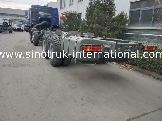 SINOTRUK HOWO Xe tải bể dầu Chassis 400HP 8X4 LHD 50 tấn 40CBM