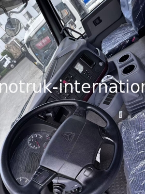 Xe tải Sinotruk HOWO 8X4 400hp 12 bánh Cabin mặt quỷ