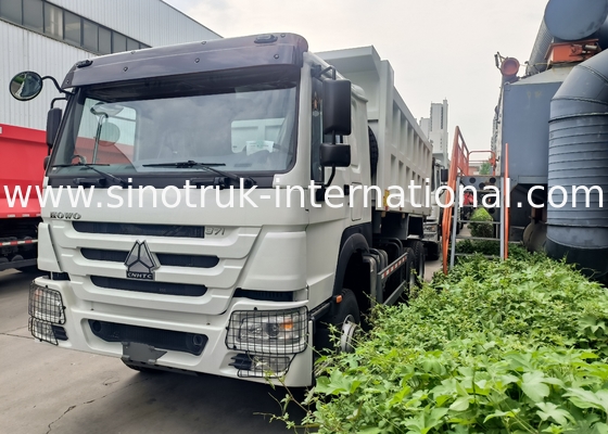 Chiếc xe tải 6x4 Diesel Heavy-Duty Hauler lái tay trái