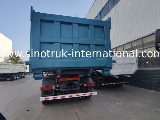 Xe tải rác SINOTRUK với cánh tay móc 20 tấn HYVA, khung gầm 43 chiều và khối lượng container tùy chỉnh