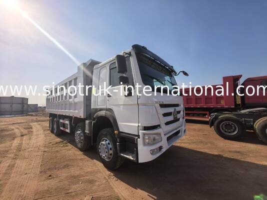 Chiếc xe tải tải trọng với công suất tải 40-50 tấn, động cơ diesel 375 mã lực và chiều dài hộp hàng 7300mm