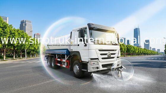 Xe tải chở nước SINOTRUK HOWO 6x4 LHD 371HP 18CBM