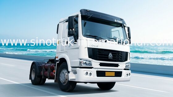 Máy kéo SINOTRUK HOWO LHD 4X2 Euro2 420HP ZZ4187V3511V