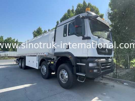 HOWO 8X4 Tank lưu trữ dầu mỏ Xe tải vận chuyển nhiên liệu 35CBM Hai đèn cảnh báo với súng ống