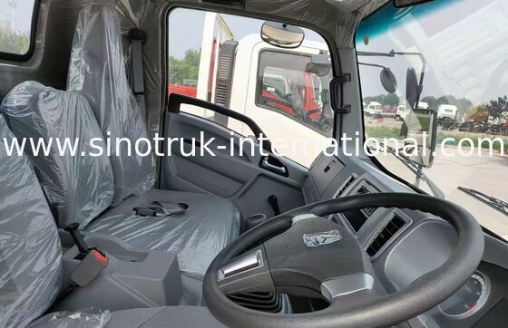 Xe tải chở hàng nhẹ 4x2 tải trọng 3-5 tấn