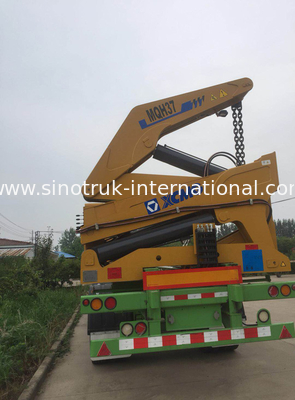 Xe tải 3 trục gắn thùng chứa cẩu để vận chuyển tự tải
