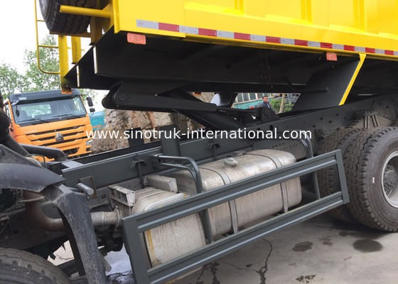 Xe tải tự đổ nặng của HOWO, Xe tải tự đổ màu vàng 30 - 40 tấn 10-25CBM