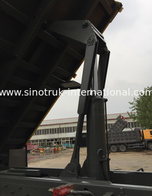 Xe tải tự đổ nặng của HOWO, Xe tải tự đổ màu vàng 30 - 40 tấn 10-25CBM