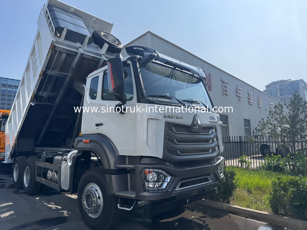 Xe ben SINOTRUK HOHAN Howo, động cơ Weichai, nâng giữa, 6 × 4, LHD, thùng hàng hình chữ nhật, màu trắng, 19-20CBM