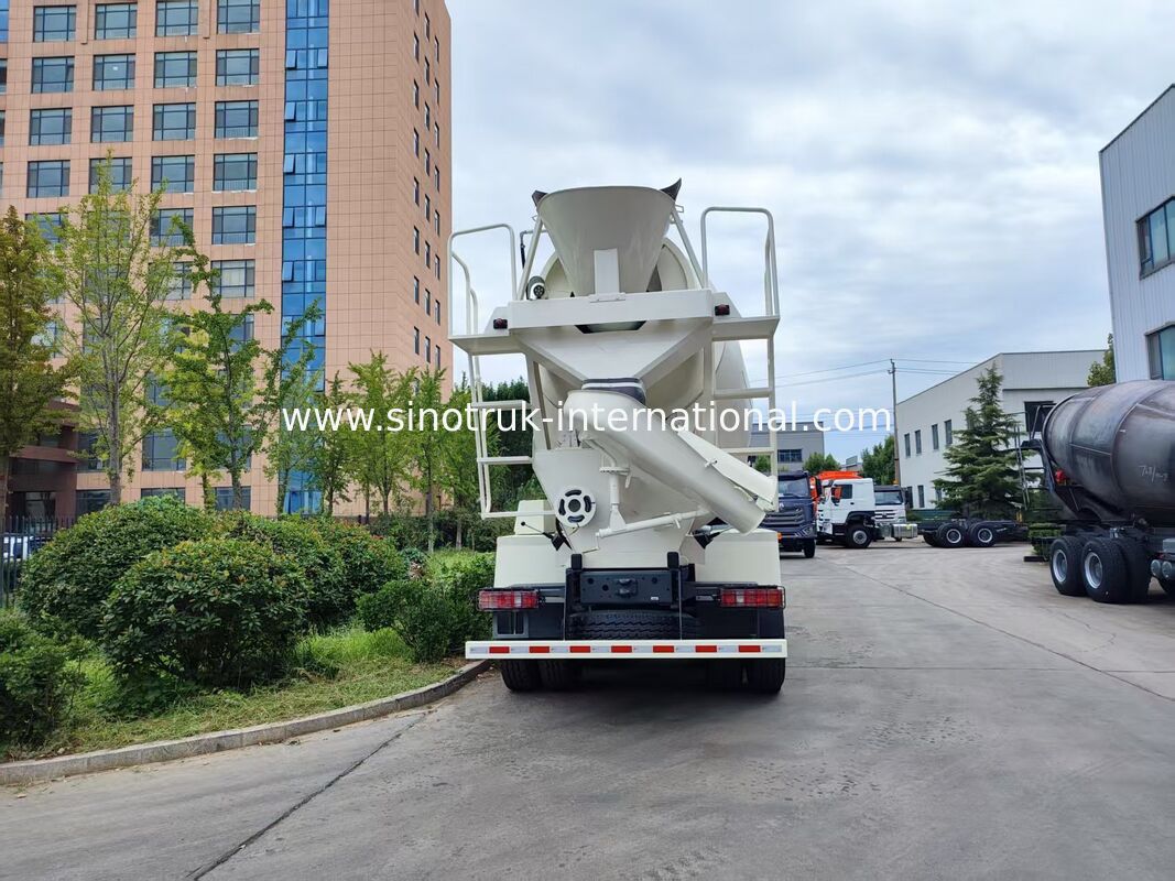Heavy Duty HOWO 8x4 16m3 Concrete Mixer Lorry 371HP Engine PMP Speed Reducer For Construction