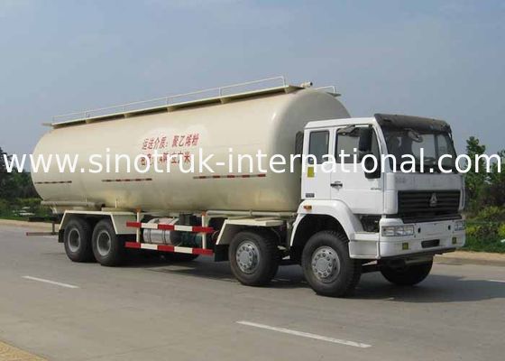 SINOTRUK HOWO Bulk Cement Truck 371HP 8X4 RHD 36-45CBM  ZZ1317N4667W