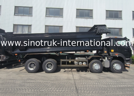 Xe tải tự đổ khai thác Howo màu đen 20-50Tons 8 X 4 Euro 2 400Hp