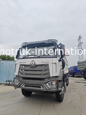 HOWO 8X4 380HP NX Tipper Dump Truck Với Bàn cát RHD